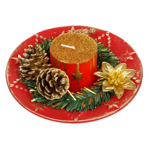 Compoziție decorativă Crăciun cu lumânare și detalii naturale