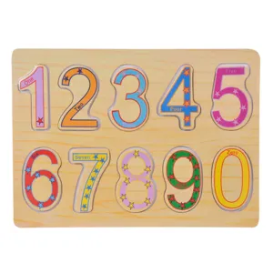 Puzzle de Lemn Educativ cu Cifre, 10 Piese, Multicolor, 29x21.5cm
