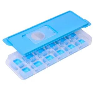 Forma pentru cuburi de gheata cu capac, 12 compartimente, albastru transparent