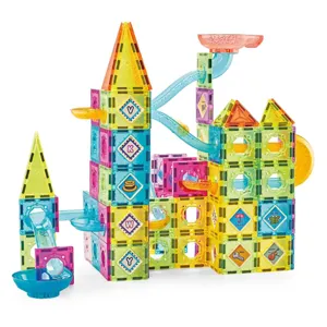 Set Cuburi Magnetice Colorate pentru Construcții Creative - 139 Piese