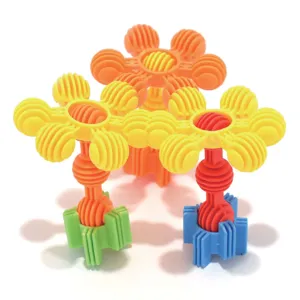 Set 25 piese cuburi de construcție multicolor din plastic