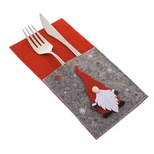 Husa Decorativă Gnome pentru Tacamuri de Craciun