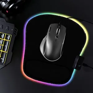 Mousepad Gaming cu LED, 23,5x21,3 cm, Negru