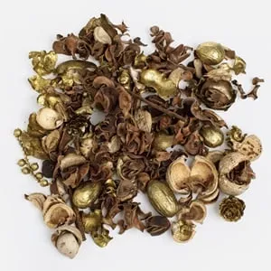Potpourri cu Aroma de Piper Negru și Vanilie - Decorațiune Festivă