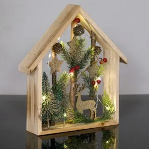 Decoratiune de Craciun Casa din Lemn cu Brad Ren Berries și Lumini LED