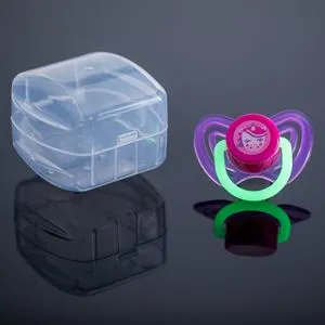 Suzeta Silicon Unicorn Mov Fucsia Glow in the Dark cu Cutie pentru Sterilizare