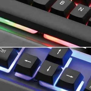 Tastatură Gaming cu Iluminare LED Multicoloră, Conectare USB