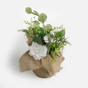 Ghiveci decorativ cu iuta si flori artificiale albe, Ø14x38cm