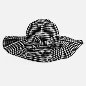 Palarie de dungi boho alb-negru cu funda pentru femei