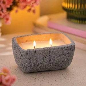 Lumanare Citronela în Ghiveci de Ciment – Relaxare și Repelent Natural