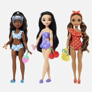 Papuse Barbie Dream Besties: Costume de baie și accesorii de vară