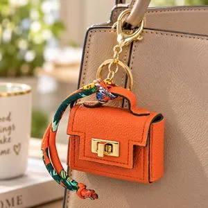 Breloc Charm Mini Gentuta Portocalie cu Snur Colorat 6x6cm
