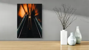 Tablou Canvas – Călătorie către lumina necunoscută: Artă murală sugestivă, 39 x 54 cm