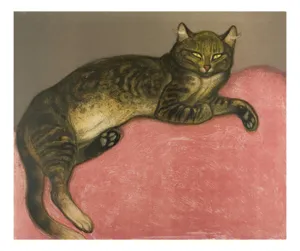 Tablou Canvas, "Pisica torcând pe perna roz", Pisică, Relaxare, Culoare, Textură, Blană, Privire, Odihnă, Canapea, Calm, Detalii, 100 x 70 cm