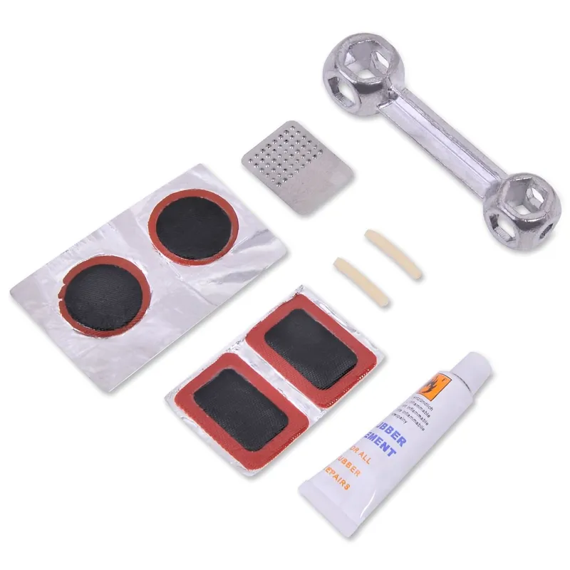 Set Reparare Anvelope Bicicletă – Kit Complet pentru Reparații
