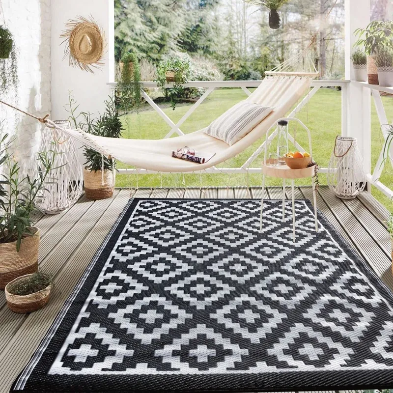 Covor Exterior Geometric Negru Alb pentru Terase și Grădini