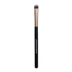 Pensulă pentru corector cu maner scurt 15 cm negru