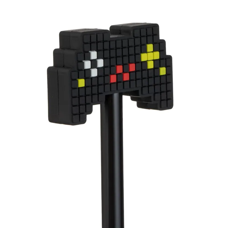 Creion negru cu topper control de joc, design pixelat, 19 cm – poza 3