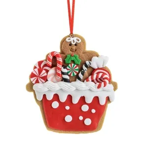Ornament Brad de Crăciun cu Cupcake și Acadele - Decorațiuni Festive
