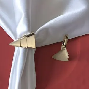 Inele Metalice Aurie cu Brad de Craciun pentru Servetele de Masă