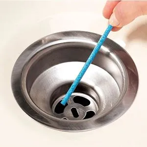 Stickuri pentru desfundat chiuvete și lavoare, soluție eficientă