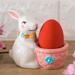 Suport ceramic pentru ou de Paște, Iepuraș cu coșuleț, 10x5x10 cm