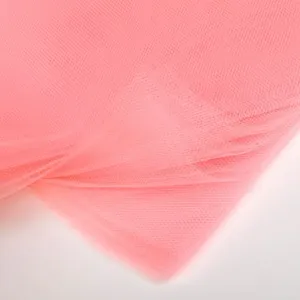 Tul roz pre-tăiat 24x24 cm pentru mărturii DIY - 100 bucăți – poza 2