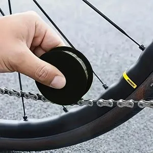 Dispozitiv de curățare și lubrifiere lanț bicicletă, Ø6 cm