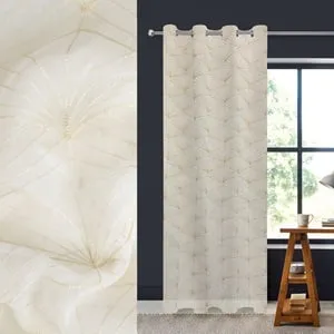 Perdea Decorativă Bej Brodată – Eleganță și Lumină pentru Spațiul Tău