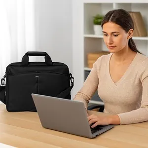 Geantă pentru Laptop 15.6" Neagră din Textil cu Curea Reglabilă – poza 3