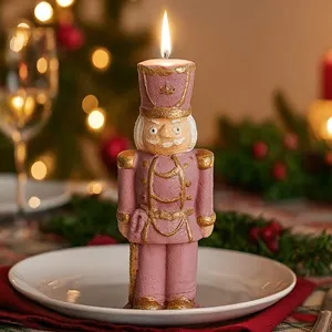 Lumanare decorativă Roz Soldat de Lemn 3D pentru Crăciun