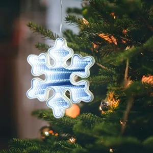 Decoratiune LED Oglindă Fulg Crăciun cu Efect Infinit