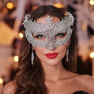 Masca Carnaval Argintie cu Glitter pentru Femei, Model Dantela