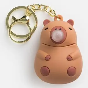 Breloc Capybara cu Bula – Jucării originale de plastic