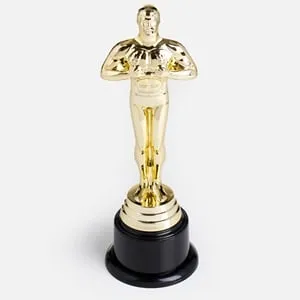 Statuetă Oscar Realistă din Plastic Aurie 19cm – poza 2