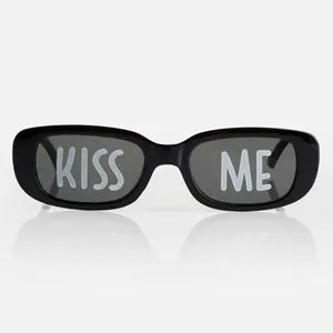Ochelari Party Negri 'Kiss Me' – Stil și Atitudine
