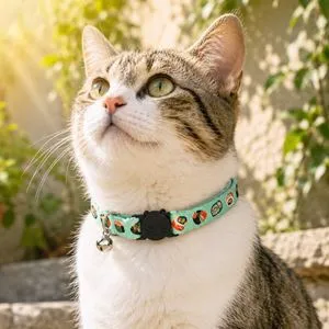 Zgarda Verde Menta cu Modele Sushi și Clopoțel pentru Pisici, 28cm