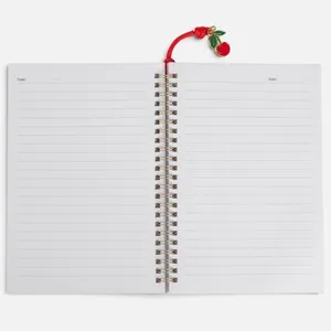 Carnetel notite A5 cu spirala, 80 file liniate, coperta rosie si charm cirese – poza 3