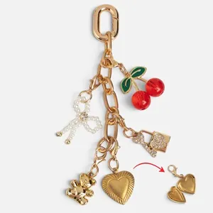 Breloc Charm DIY cu Lant Auriu si 5 Pandantive pentru Geanta 13cm – poza 3
