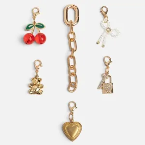 Breloc Charm DIY cu Lant Auriu si 5 Pandantive pentru Geanta 13cm – poza 4