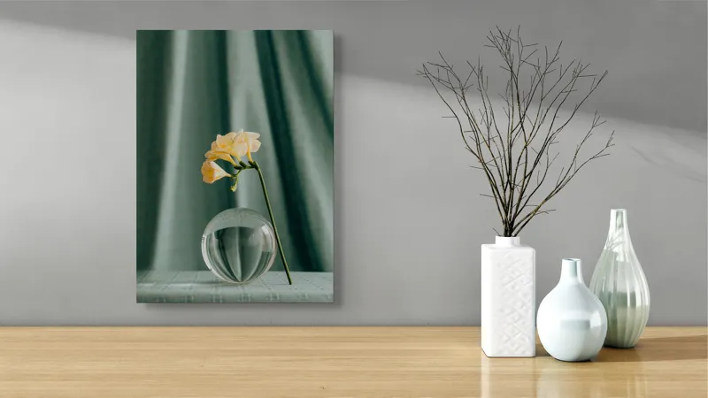 Tablou Canvas, "Floare delicată în armonie verde", Floare, Glob, Transparent, Delicat, Textură, Verde, Curbe, Blând., 39 x 54 cm – poza 4