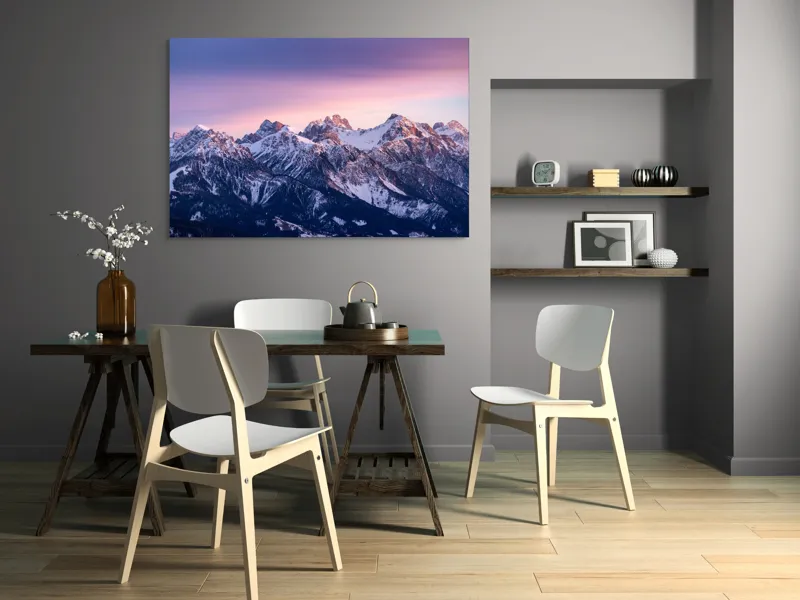Tablou Canvas, "Strălucirea apusului peste munți înzăpeziți", Mileniu, Majestuos, Munți, Lumină, Asfințit, Alb, Cer, Magie, Întruchipare, Timpurie, Puritate, Căldură, Creste, Înălțime, Liniște., 150 x 100 cm – poza 5