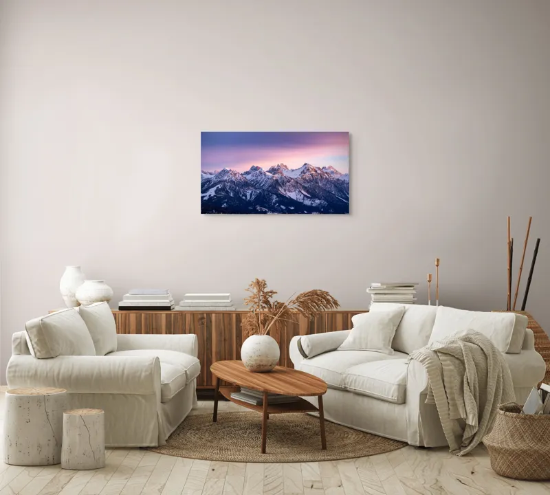 Tablou Canvas, "Strălucirea apusului peste munți înzăpeziți", Mileniu, Majestuos, Munți, Lumină, Asfințit, Alb, Cer, Magie, Întruchipare, Timpurie, Puritate, Căldură, Creste, Înălțime, Liniște., 90 x 50 cm – poza 4