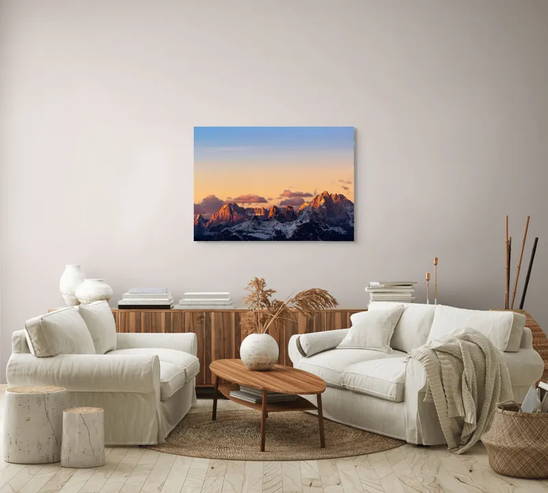 Tablou Canvas, "Apus de soare peste munți maiestuoși", Munte, Apus, Cer, Nori, Lumina, Culori, Frumusețe, Seară, Răsfrângere, Păduri, 100 x 70 cm – poza 3