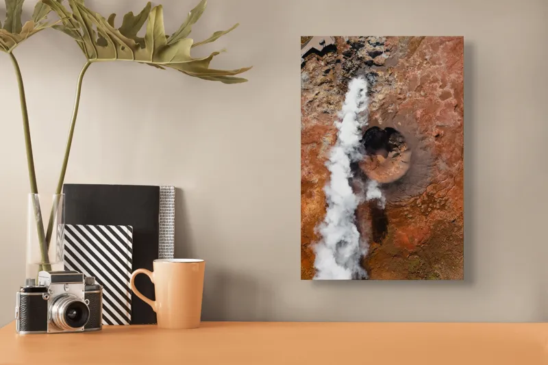 Tablou canvas peisaj vulcanic cu fumarolă fumegând, 26 x 39 cm – poza 3