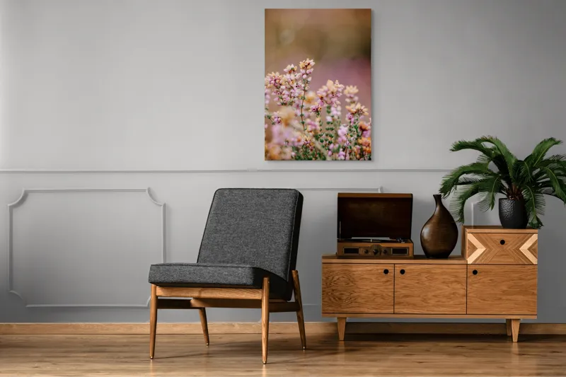 Tablou Canvas, "Flori de toamnă la amurg", Flori, Roz, Fragilitate, Natură, Delicatețe, Fundal, Verde, Pastel, Blândețe, Vedele., 70 x 100 cm – poza 6