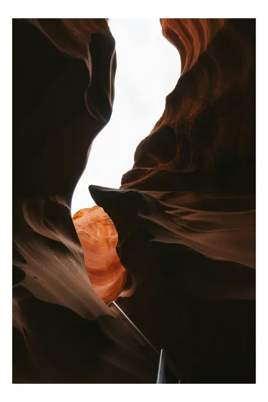 Tablou Canvas Dansul umbrelor în canionul de foc, 50 x 70 cm
