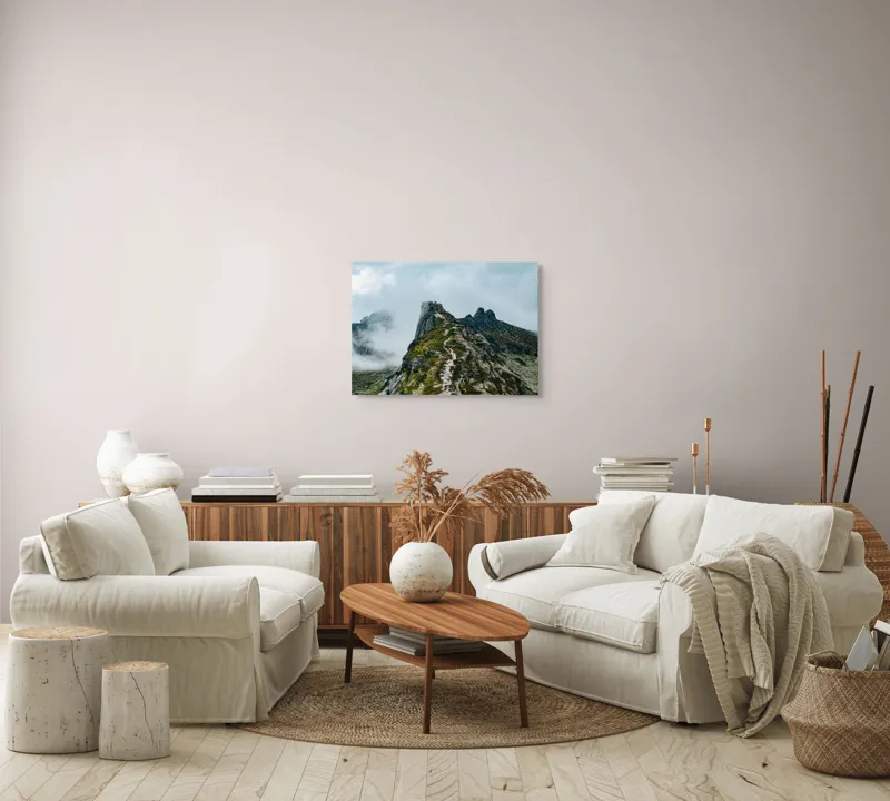 Tablou Canvas: Culmile Tăcute Îmbrățișate de Nori, 70 x 50 cm – poza 6