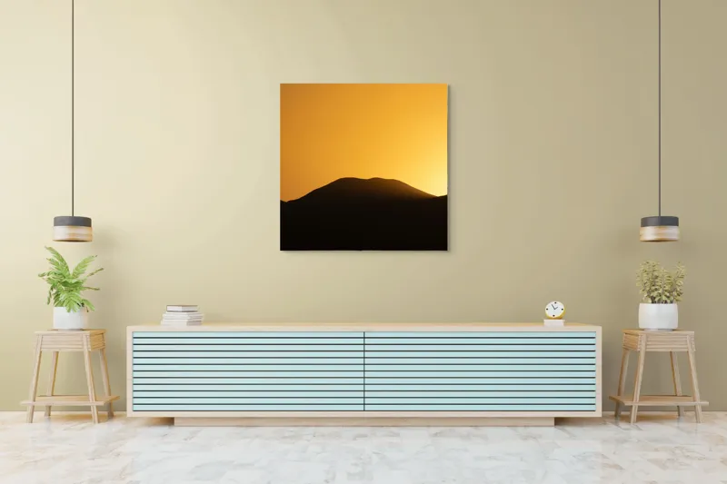 Tablou Canvas, "Apus de soare peste coline întunecate", Apus, Siluetă, Coline, Aurie, Tranquilitate, 100 x 100 cm – poza 5