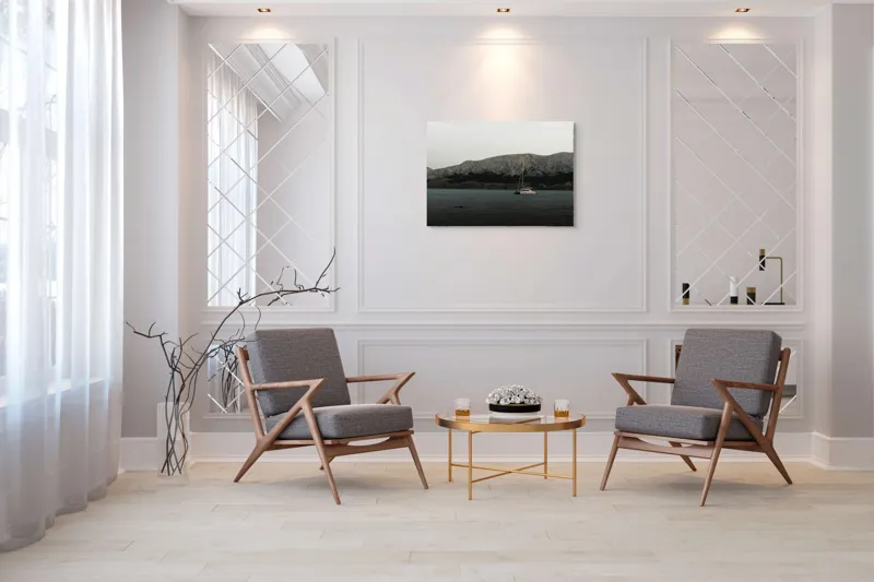 Tablou Canvas Catamaran Solitar între Munți Tăcuți, 100 x 70 cm – poza 5